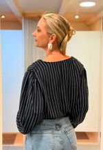 Blusa listrada decote v com gravata Byby | marinho