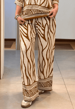 Calça pantalona zebra 290120 Facinelli | caramelo