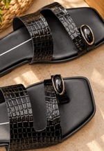 Rasteira verniz croco Moleca  | preto