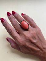 Anel Coral Oval com volta de Diamante Black