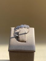 Meia Aliança Flor de Diamante Ouro Branco