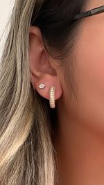 Argola Pavê Diamantes Ouro Amarelo   18k.