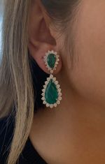 Brinco Esmeralda Gota e Diamantes Ouro Branco