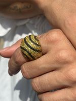 Anel Pavê Safira Amarela e Diamante Black Ouro Amarelo.