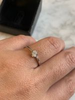 Anel Solitário Diamante 18 Pontos Ouro Branco.