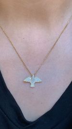 Colar Divino Espírito Santo Pavê Diamante Ouro Amarelo.