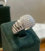 Anel Pavê Diamante Ouro Branco.