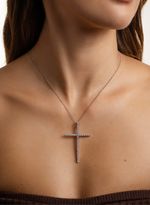 Colar Cruz com Diamantes