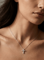 Pingente Cruz Cravejada com Diamantes
