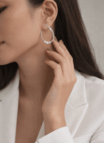 Brinco Argola Aberta com Esferas e Pavê Diamantes 0.68ct