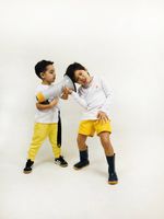 Short Amarelo Infantil