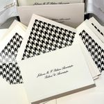 Kit Cartões Pied de Poule + Envelopes com Forro + Adesivos + Caixa