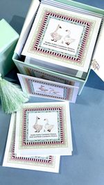 Kit Cartões Irmãos Cisne + Envelopes + Caixa Personalizada