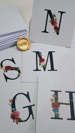 Kit Cartões Inicial Floral + Envelopes