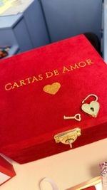 Caixa Bordada Cartas de Amor