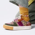 Tênis Camino Ikat Colores