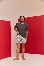 Pijama Curto Masculino Com Camiseta Em Malha E Shorts Em Algodão