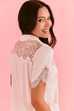 Pijama Clássico Curto Com Botões E Renda Em Cetim Off White Bride