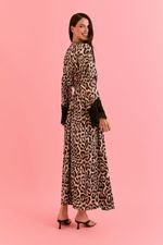 Robe Longo Com Renda Em Cetim Estampa Onça