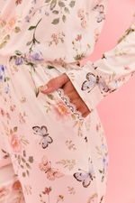 Pijama Longo Com Renda Nos Detalhes Em Soft Print Estampa Borboleta E Abelha
