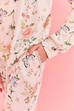 Pijama Longo Infantil Com Renda Nos Detalhes Em Soft Print Estampa Borboleta E Abelha