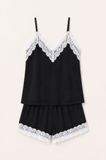 Short Doll Essencial com Renda Branca em Malha Preta
