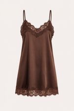 Camisola Curta com Renda em Cetim Marrom Essencial