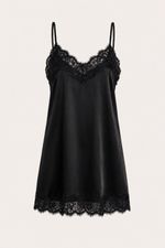 Camisola Curta com Renda em Cetim Preto Essencial