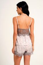 Short Doll com Renda Cinza em Cetim Estampa Beija Flor