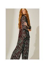 Conjunto Longo com Botões em Viscose com Renda Estampa Paisley Marrom e Tiffany