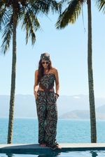 Conjunto Longo com Botões em Viscose com Renda Estampa Paisley Marrom e Tiffany