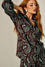 Conjunto Longo com Botões em Viscose com Renda Estampa Paisley Marrom e Tiffany