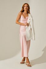 Slip Dress Midi em Cetim Rosa Ballet
