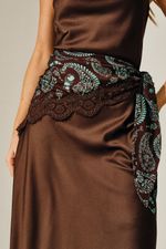 Lenço Maxi em Cetim Estampa Paisley com Renda Marrom