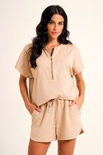 Blusa Loungewear Bege Manga Curta com Zíper em Malha Power
