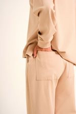 Calça Loungewear Bege com Recorte em Malha Power