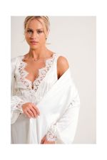 Camisola Longa Decorada com Botões Swarovski com Renda em Cetim Off White Noiva