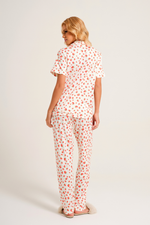 Pijama Clássico Semi Longo com Vivo em Malha Soft Print Estampa Morango