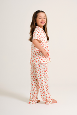 Pijama Clássico Semi Longo Infantil com Vivo em Malha Soft Print Estampa Morango