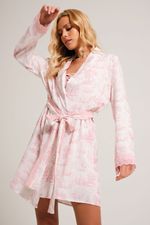 Robe Curto com Gola Xale e Renda em Viscose Estampa Toile Ballet