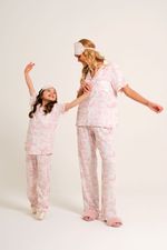 Pijama Clássico Semi Longo Infantil com Botões e Babado em Viscose Estampa Toile Ballet