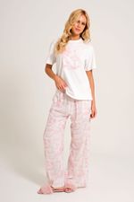 Pijama Longo com T-Shirt Off White com Silk Bailarina e Calça em Viscose Estampa Toile Ballet