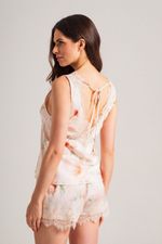 Short Doll com Renda em Cetim Estampa Floral