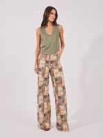 Calça Pantalona Ampla Colagem Sonora