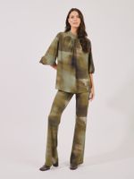 Calça Scarlet Malha Fria Estampa Névoa Urbana