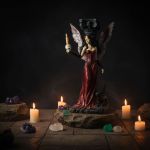 Estátua Castiçal Oráculo da Noite