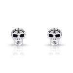BRINCO DE PRATA MASCULINO CAVEIRA 10 MM COM 42 ONIX DE 1.5 MM CRAVEJADAS 21685