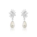 BRINCO DE PRATA PÉROLA SHELL 6X9MM FOLHAS COM 44 ZIRCONES  CRAVEJADOS   22322