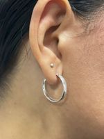 ARGOLA DE PRATA MEIA CANA 20 MM