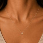 COLAR COM PINGENTE DE LETRA INICIAL EM PRATA 925